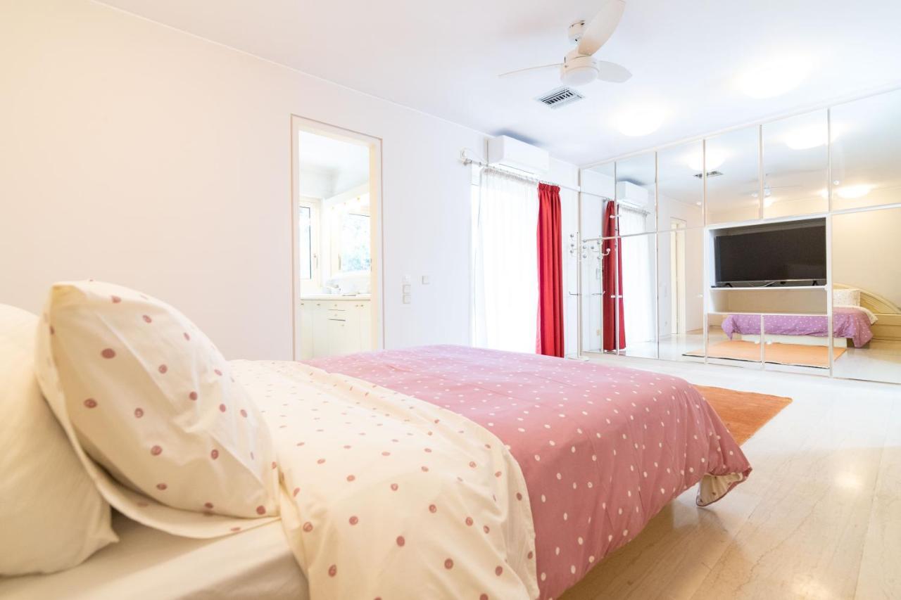Sunlight House - Palatial Fully Equipped Apartment Near The Sea Athen Eksteriør bilde