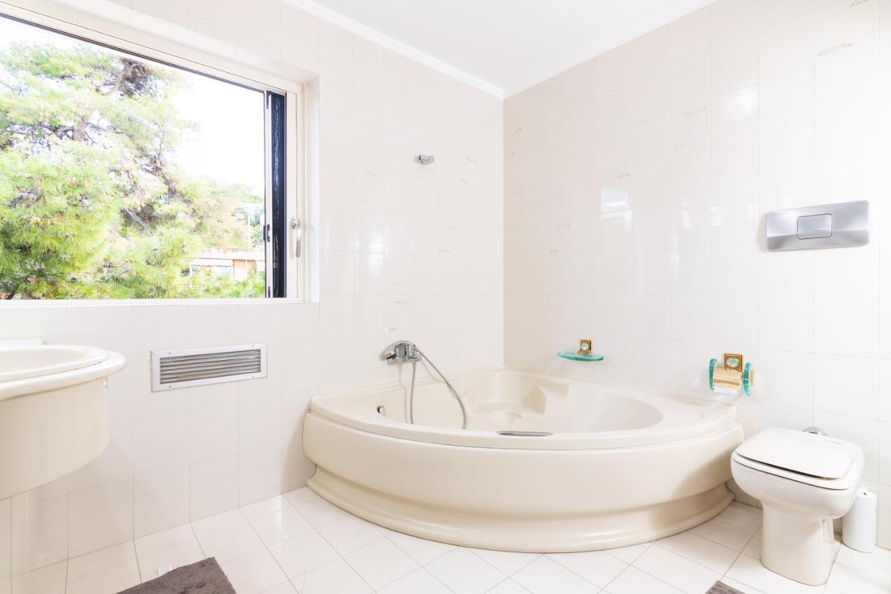 Sunlight House - Palatial Fully Equipped Apartment Near The Sea Athen Eksteriør bilde